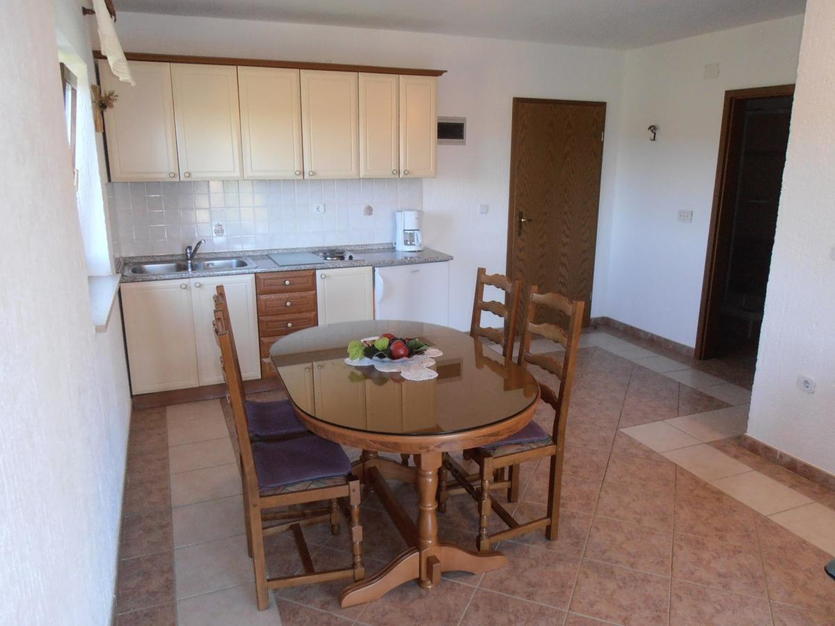 Apartments Coki Funtana Bagian luar foto