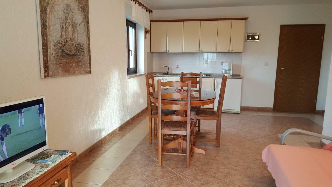 Apartments Coki Funtana Bagian luar foto